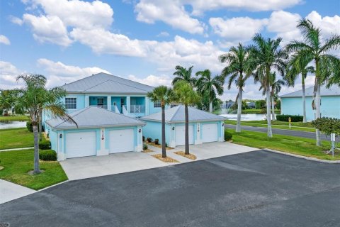 Copropriété à vendre à North Port, Floride: 2 chambres, 108.51 m2 № 1320075 - photo 30