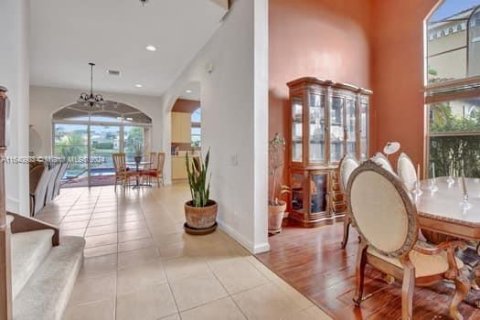 Villa ou maison à vendre à Miramar, Floride: 6 chambres, 355.82 m2 № 1318899 - photo 15