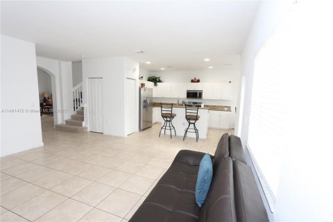 Casa en venta en Homestead, Florida, 4 dormitorios, 284.1 m2 № 858330 - foto 4