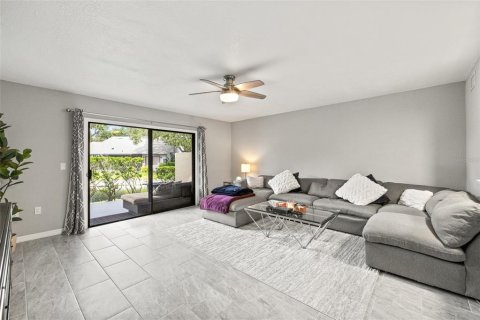 Townhouse in Sarasota, Florida 2 bedrooms, 122.17 sq.m. № 1367923 - photo 20