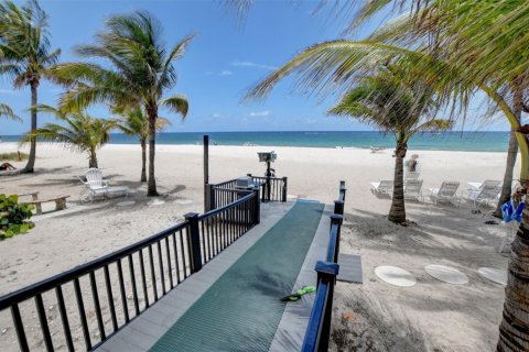 Copropriété à louer à Pompano Beach, Floride: 2 chambres, 102.19 m2 № 909951 - photo 12