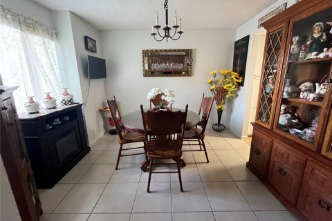 Condominio en venta en Orlando, Florida, 3 dormitorios, 112.97 m2 № 1193824 - foto 2