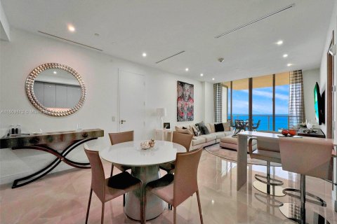 Condominio en venta en Bal Harbour, Florida, 2 dormitorios, 160.26 m2 № 1232108 - foto 27