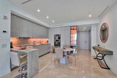 Condominio en venta en Bal Harbour, Florida, 2 dormitorios, 160.26 m2 № 1232108 - foto 26