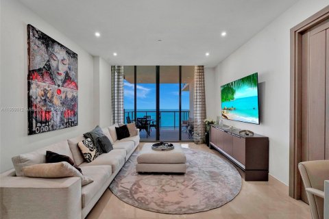 Condominio en venta en Bal Harbour, Florida, 2 dormitorios, 160.26 m2 № 1232108 - foto 24