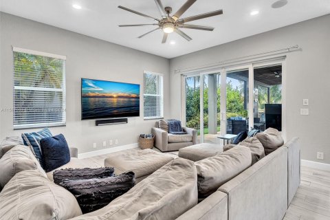Casa en venta en Parkland, Florida, 5 dormitorios, 335.66 m2 № 1177696 - foto 19