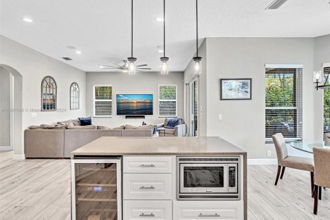 Casa en venta en Parkland, Florida, 5 dormitorios, 335.66 m2 № 1177696 - foto 14