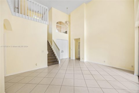 Villa ou maison à vendre à Pembroke Pines, Floride: 5 chambres, 254.74 m2 № 1397527 - photo 8