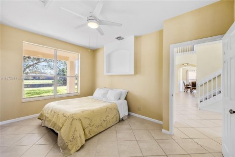 Villa ou maison à vendre à Pembroke Pines, Floride: 5 chambres, 254.74 m2 № 1397527 - photo 13