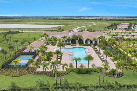 Villa ou maison à vendre à Immokalee, Floride: 4 chambres, 209.96 m2 № 1102280 - photo 1