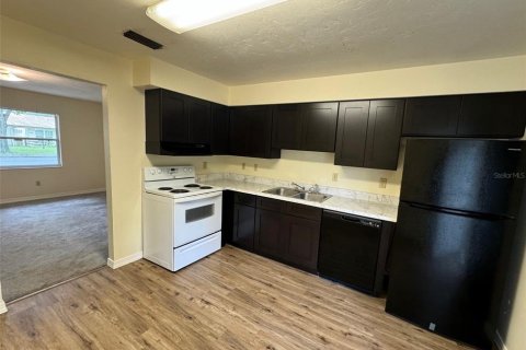 Apartamento en alquiler en Gainesville, Florida, 2 dormitorios, 78.04 m2 № 1369562 - foto 3