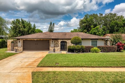 House in Maitland, Florida 3 bedrooms, 151.34 sq.m. № 1369530 - photo 1