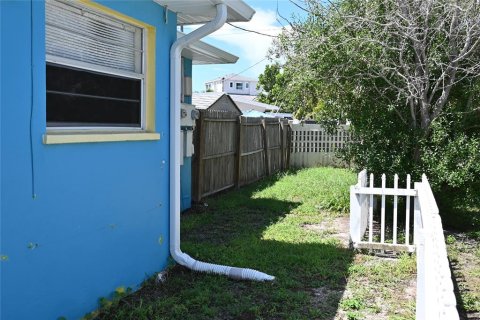 Apartamento en alquiler en Madeira Beach, Florida, 1 dormitorio, 55.74 m2 № 1312230 - foto 5