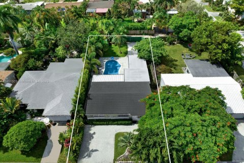 House in Hollywood, Florida 4 bedrooms, 152.92 sq.m. № 715794 - photo 27