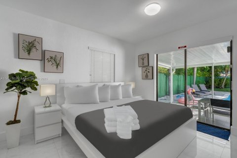 Casa en alquiler en Hollywood, Florida, 4 dormitorios, 152.92 m2 № 715794 - foto 10