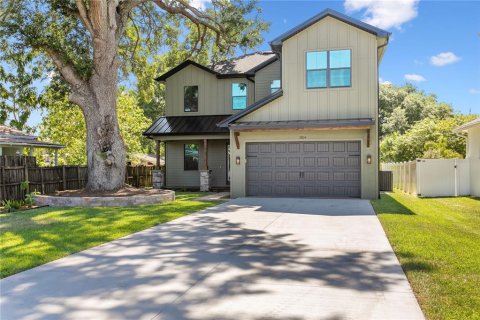 Villa ou maison à vendre à Tampa, Floride: 4 chambres, 265.61 m2 № 1379515 - photo 2