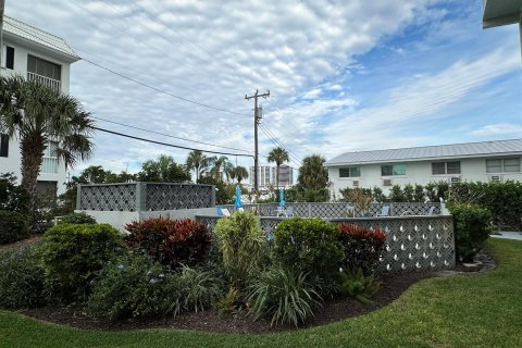 Condo in North Palm Beach, Florida, 2 bedrooms  № 883357 - photo 4