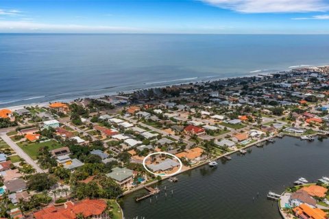 Casa en venta en Belleair Beach, Florida, 4 dormitorios, 262.91 m2 № 1400463 - foto 23