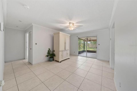 House in Orlando, Florida 3 bedrooms, 138.05 sq.m. № 1346198 - photo 9