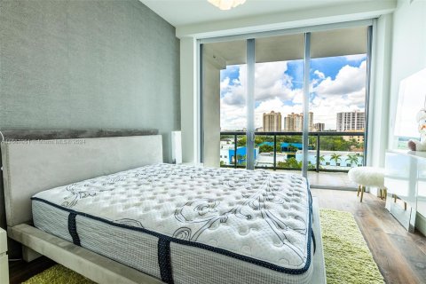 Condominio en venta en Aventura, Florida, 4 dormitorios, 207.92 m2 № 1391580 - foto 26