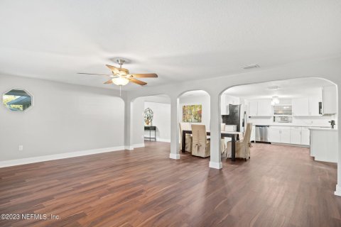 Villa ou maison à vendre à Jacksonville, Floride: 3 chambres, 155.52 m2 № 773653 - photo 15