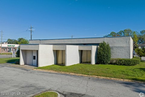 Immobilier commercial à vendre à Jacksonville, Floride: 596.8 m2 № 772500 - photo 6