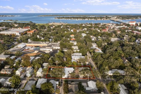 Immobilier commercial à vendre à Saint Augustine, Floride: 211.82 m2 № 772499 - photo 1