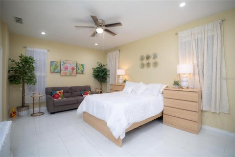 Villa ou maison à louer à Kissimmee, Floride: 1 chambre, 18.58 m2 № 999759 - photo 16