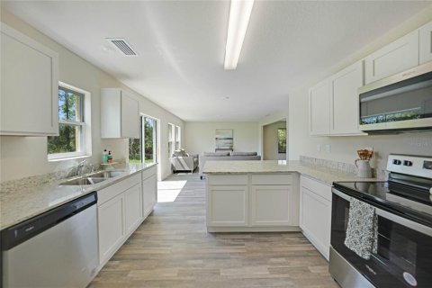 Casa en venta en Port Charlotte, Florida, 4 dormitorios, 153.29 m2 № 758208 - foto 10