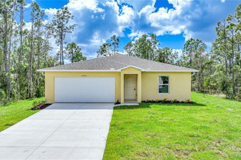 House in Port Charlotte, Florida 4 bedrooms, 153.29 sq.m. № 758208 - photo 1