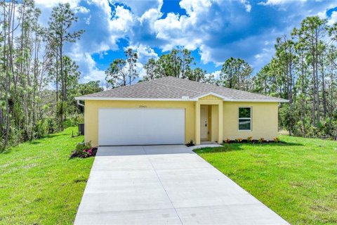 House in Port Charlotte, Florida 4 bedrooms, 153.29 sq.m. № 758208 - photo 30