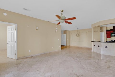 Copropriété à vendre à Kissimmee, Floride: 3 chambres, 138.89 m2 № 1364372 - photo 18