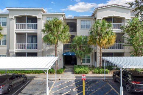 Condominio en venta en Kissimmee, Florida, 3 dormitorios, 138.89 m2 № 1364372 - foto 1