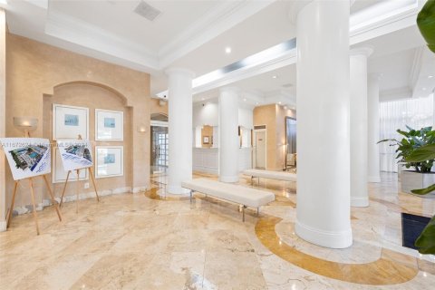 Condo in Miami, Florida, 1 bedroom  № 1394665 - photo 24