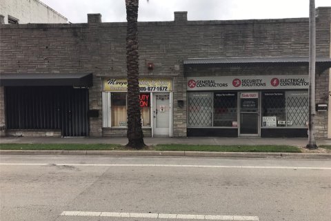 Shop in Dania Beach, Florida № 987024 - photo 10