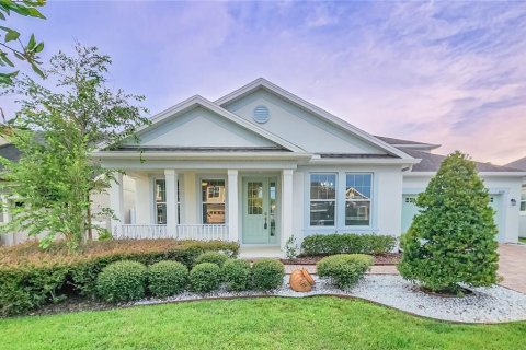 Villa ou maison à vendre à Orlando, Floride: 5 chambres, 268.12 m2 № 1326286 - photo 1