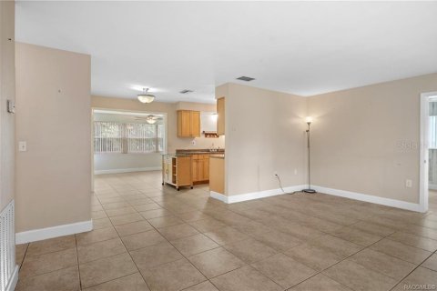 House in Beverly Hills, Florida 2 bedrooms, 119.66 sq.m. № 1326284 - photo 5