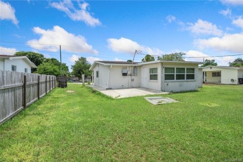 Villa ou maison à vendre à Beverly Hills, Floride: 2 chambres, 119.66 m2 № 1326284 - photo 26