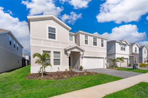 Casa en venta en Davenport, Florida, 10 dormitorios, 408.58 m2 № 867887 - foto 2