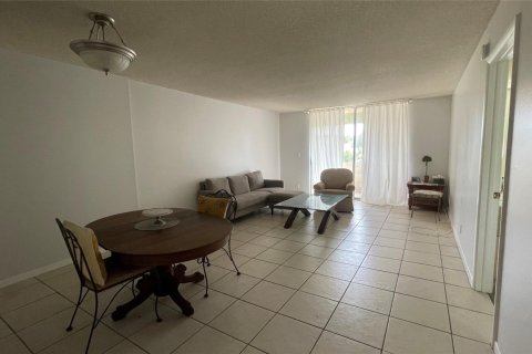 Condominio en venta en Plantation, Florida, 1 dormitorio, 87.33 m2 № 1142489 - foto 9