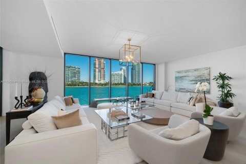 Copropriété à vendre à Miami Beach, Floride: 4 chambres, 455.59 m2 № 986553 - photo 3