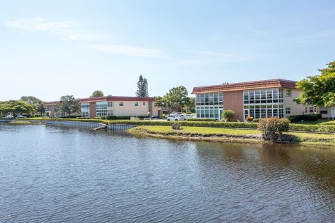 Condo in Vero Beach, Florida, 2 bedrooms  № 1178576 - photo 9