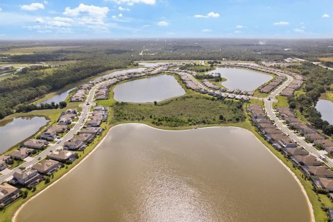 Villa ou maison à louer à Lakewood Ranch, Floride: 3 chambres, 170.57 m2 № 1363927 - photo 6