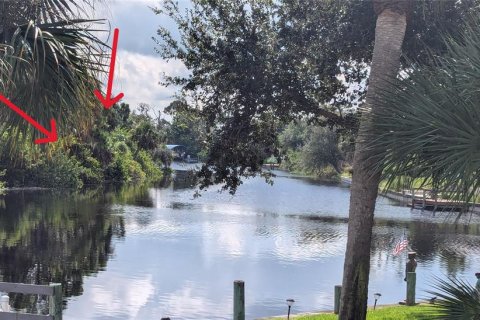 Terreno en venta en Port Charlotte, Florida № 1363925 - foto 11