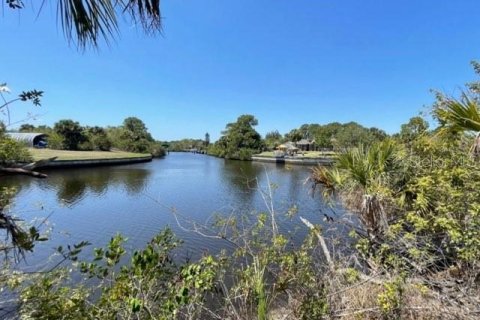 Terreno en venta en Port Charlotte, Florida № 1363925 - foto 4