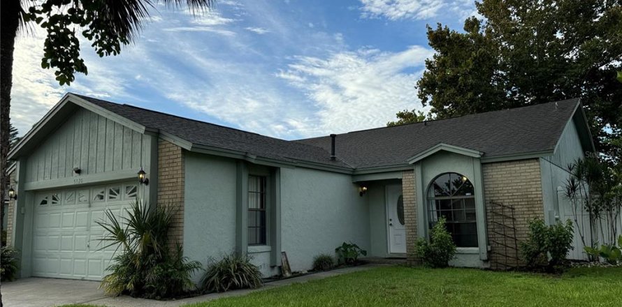 House in Kissimmee, Florida 3 bedrooms, 123.37 sq.m. № 1363140