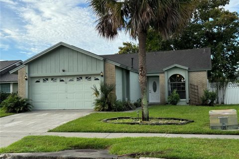 Casa en venta en Kissimmee, Florida, 3 dormitorios, 123.37 m2 № 1363140 - foto 2