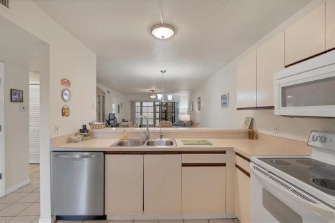 Copropriété à vendre à Punta Gorda, Floride: 2 chambres, 107.12 m2 № 867357 - photo 10