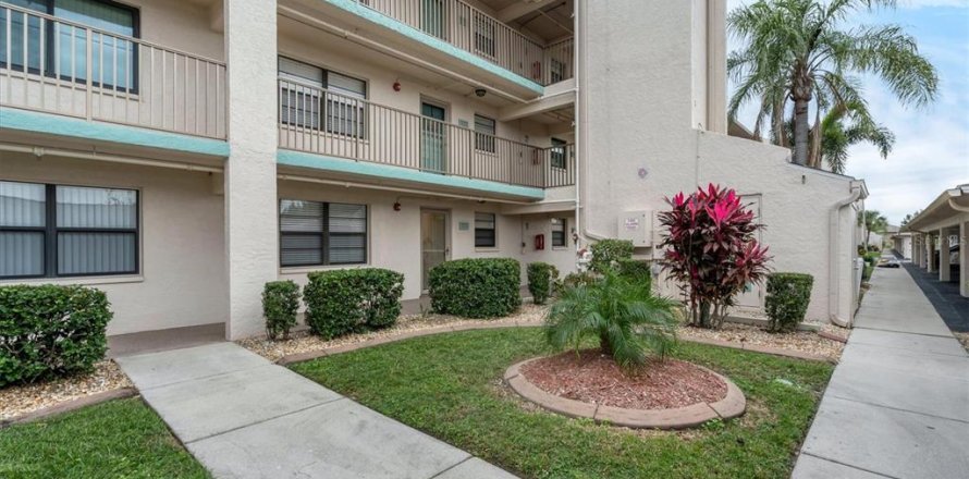 Condo à Punta Gorda, Floride, 2 chambres  № 867357