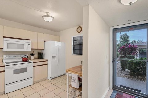 Condo in Punta Gorda, Florida, 2 bedrooms  № 867357 - photo 14